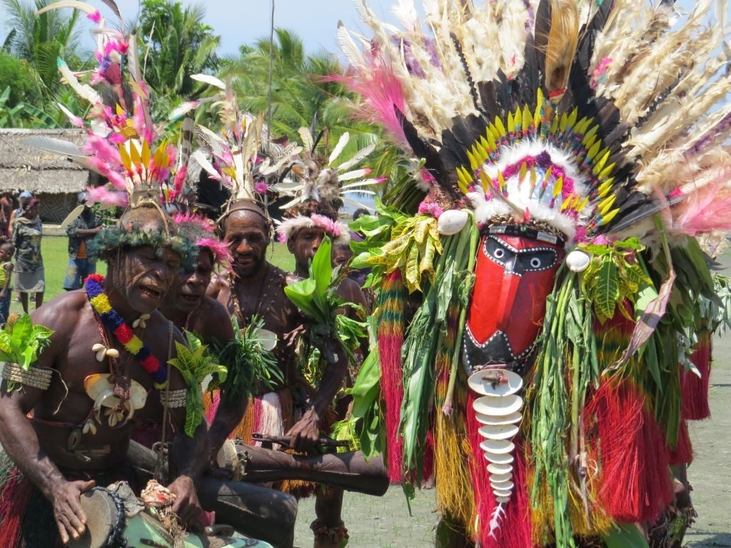 Goroka Show Tour - Image 5